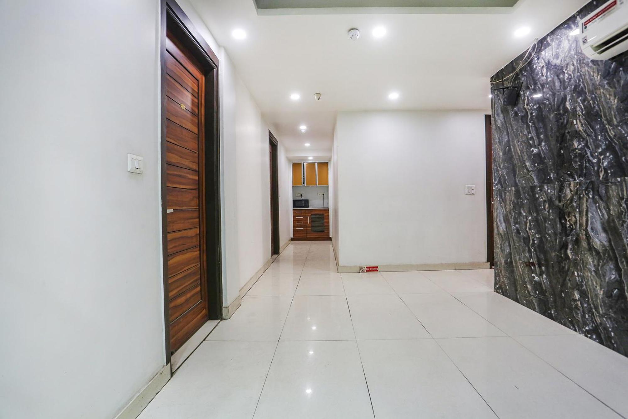 Fabhotel Gold Inn Janakpuri Delhi  Bagian luar foto